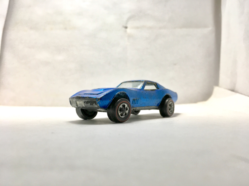 Illustration for article titled The 2 odd ball Hot Wheels Corvettes